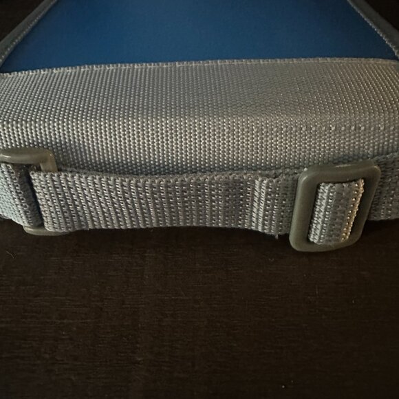 4 for $10! 😎 Newegg CD/DVD Carrying Case - Picture 3 of 7